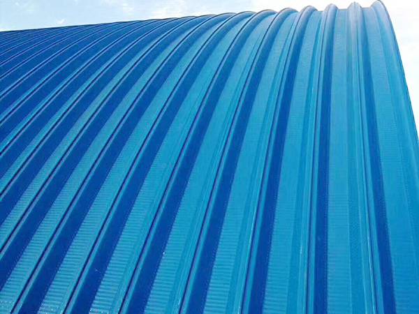 700�͹������